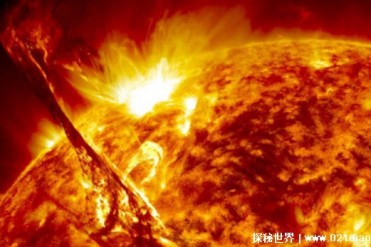 探测器在距离太阳表面800万公里拍到奇幻影像（流...