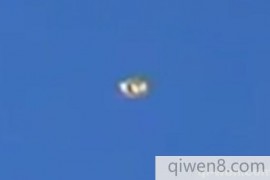 调查录像发现：两个UFO在西雅图空中