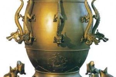 中国最早测定地震方位的仪器
