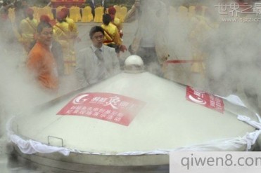 世界最大剁椒鱼头