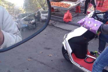 朋友圈发的灵异照片,无意间拍到的