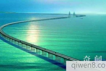 世界上最让人看不懂的桥,像是一个管道,仅130米...