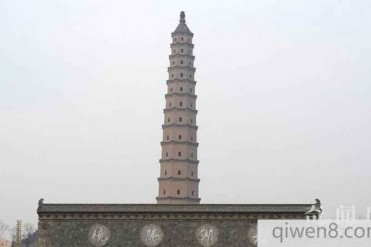 世界最高古砖塔倾斜 专家称"十塔九斜"不夸张