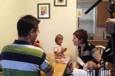 世界上最小的人 出生时只有2.5磅