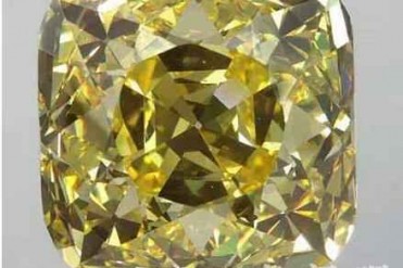 世界上最贵的钻石:克拉重要爱更重要