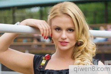 俄罗斯十大最美女性 超模纳塔利·沃佳诺娃仅排第三