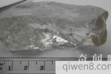 澳洲最大钻石卖出千万美元高价 重404克拉