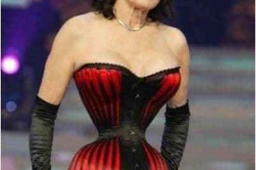 吉尼斯世界纪录最细的腰是0.48米