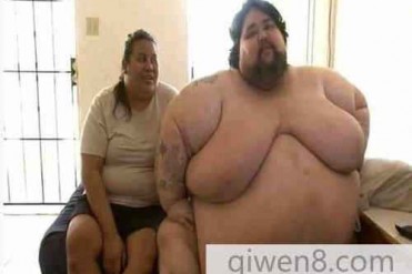 400公斤世界最胖男子难控制食量丧命