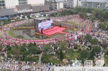 江西万人洗脚挑战吉尼斯世界纪录