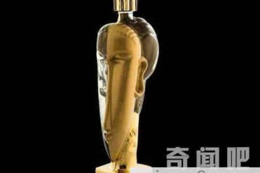 世界上最贵的矿泉水 真喝不起