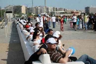 世界上最长的沙发