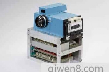 世界上第一台数码相机