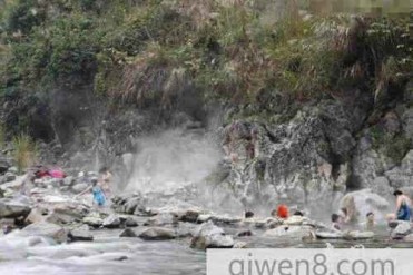 中国最大的温泉河索布查河长25公里