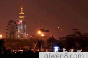 日报大厦闹鬼恐怖事件 女工高处掉落被埋