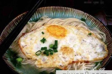 世界上最长的面条竟长达399.99米