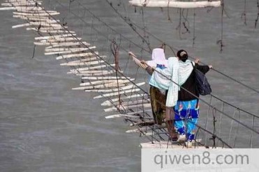 世界最吓人的15座桥