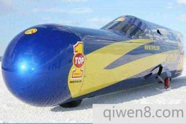 世界上最快的摩托车创造每小时605.697公里世界纪录