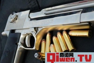 世界上最漂亮的枪 沙漠之鹰手枪王者威力巨大