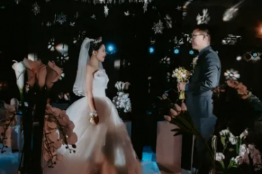 结婚四大金刚是什么意思(婚礼四金刚指的是什么)