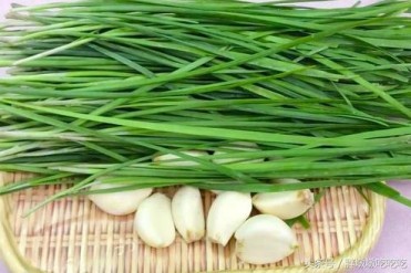 韭菜和大蒜能一起吃吗