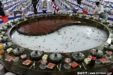 世界上巨型的十大食品 巨型切糕产自新疆(重上千斤)