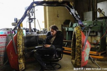 世界上最大的耳塞 一个耳罩就长80多厘米(巨型耳塞)