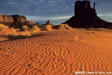 世界上建设最慢的沙漠之城 阿科桑蒂比较困难(索...