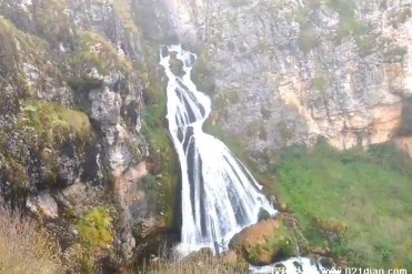 世界上最怪异的瀑布 新娘潭下雨天会出现新娘(仅1...