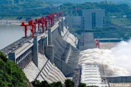 三峡大坝在秋季蓄水夏季放水的原因 改善环境(作用比较大)