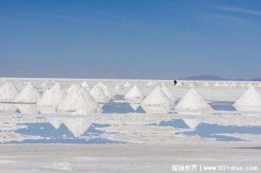 世界上最大的盐滩 玻利维亚的乌尤尼盐沼(景色优美)