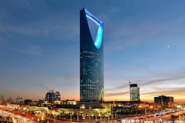 世界上最高的大厦 位于沙特阿拉伯的王国大厦(高...